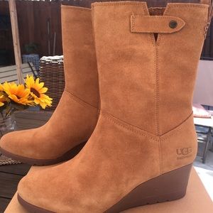 Women’s ugg boots 9 1/2